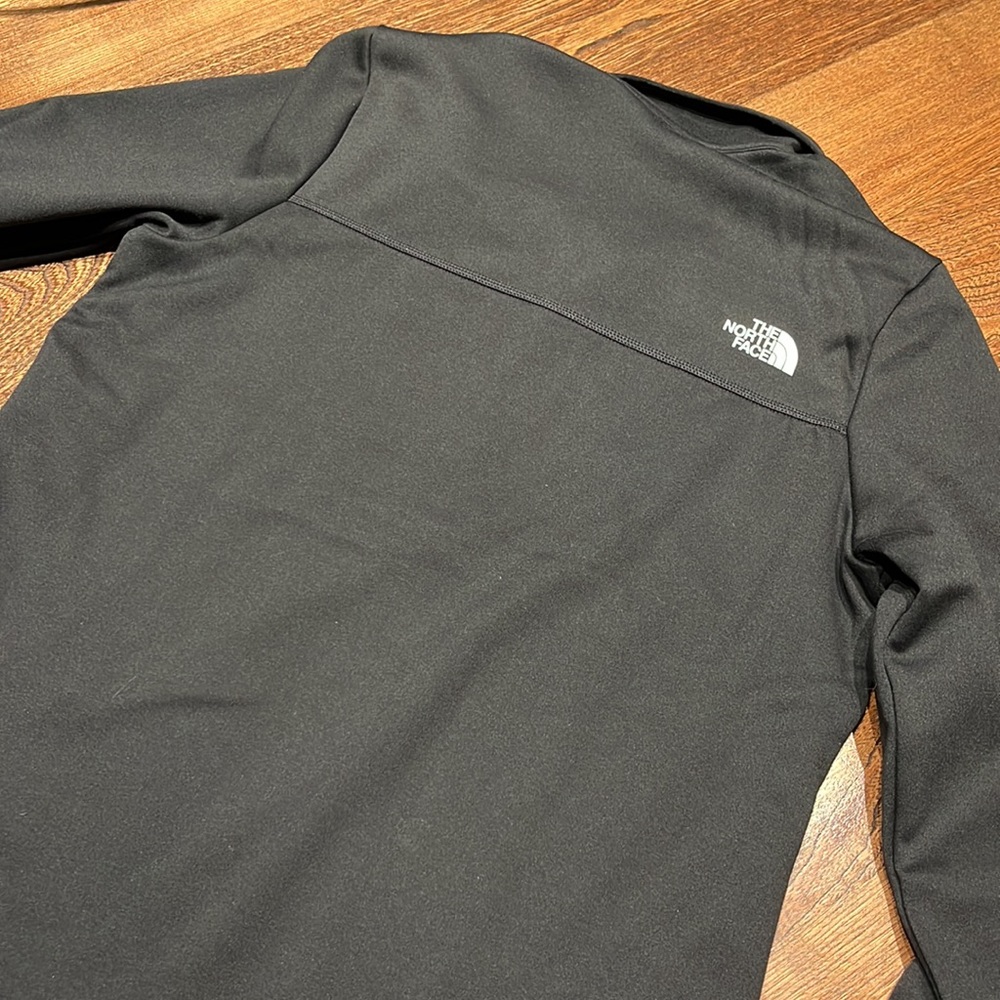 NWT The North Face Quarterzip Pullover - Picture 8 of 9